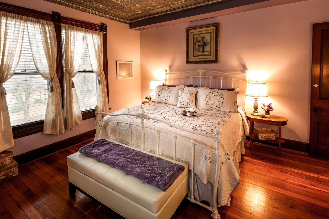 Bed and Breakfast Weller Haus Bed, Breakfast & Event Center Бельвю Экстерьер фото